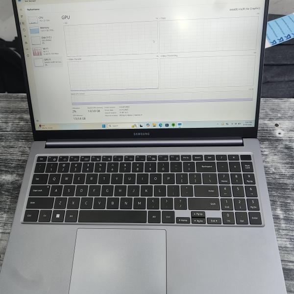 Samsung galaxy NP750XGJ Corei5 13genration