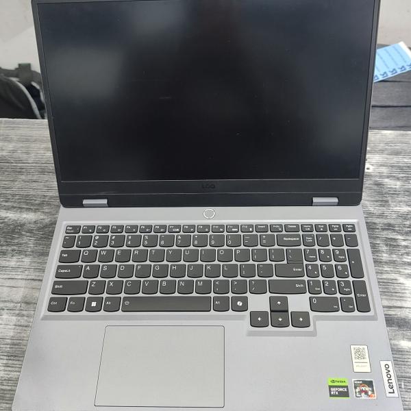 Gaming Laptop Lenovo LOQ 15ARP9 Rtx 4050