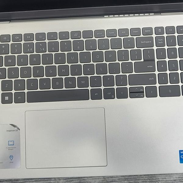 Dell Inspiron 15 core i5 12genration