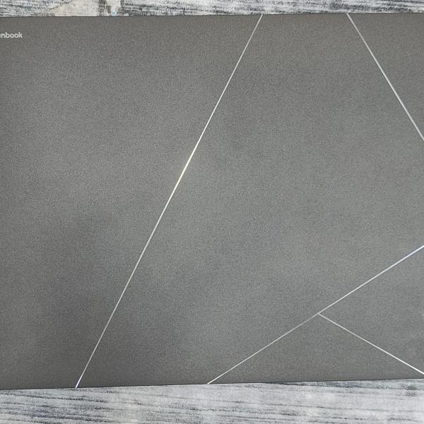 Asus zenBook core ultra 7