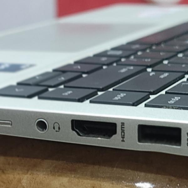 Hp laptop640g9 core i512th gen