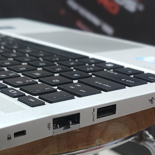 Hp laptop640g9 core i512th gen