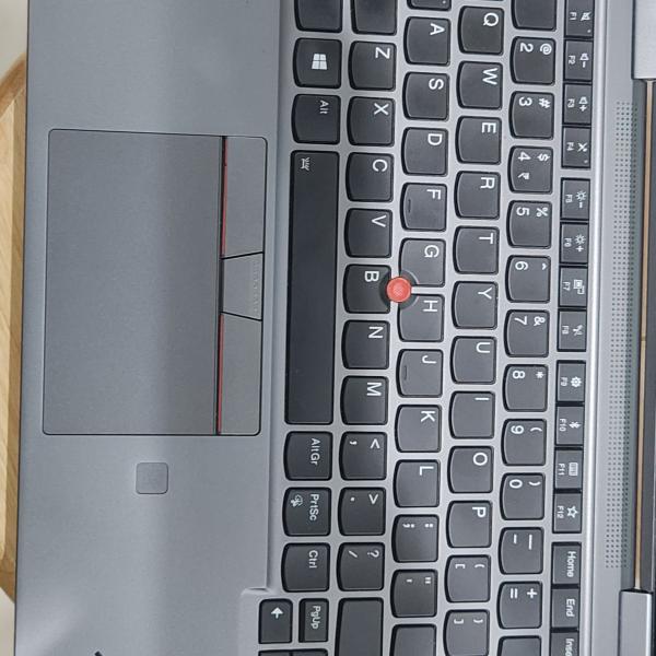 Laptop thinkpad 38 core i7