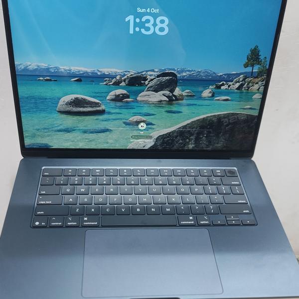 MacBook laptop (apple) m4air 2025 a3241