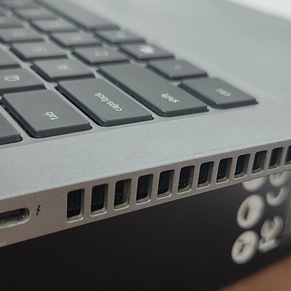 Dell laptop i 711th gen