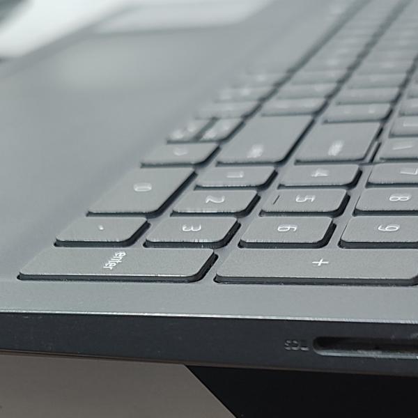 Dell laptop Ryzen 7
