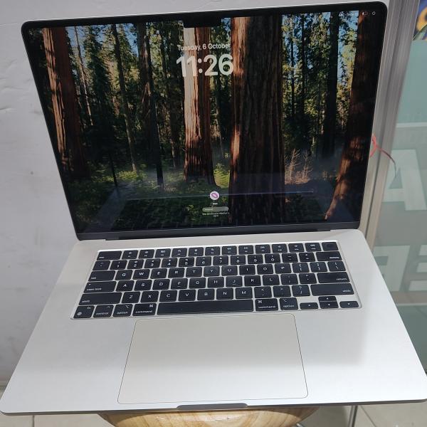 MacBook M2 air