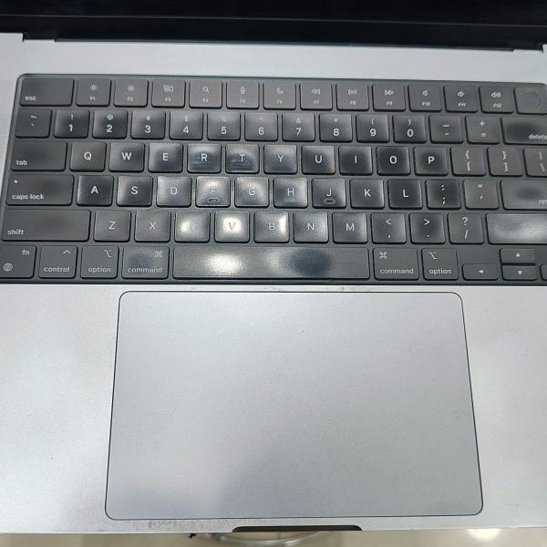 M1 pro model a2485