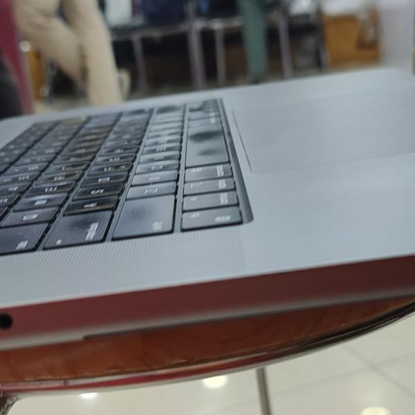 M1 pro model a2485