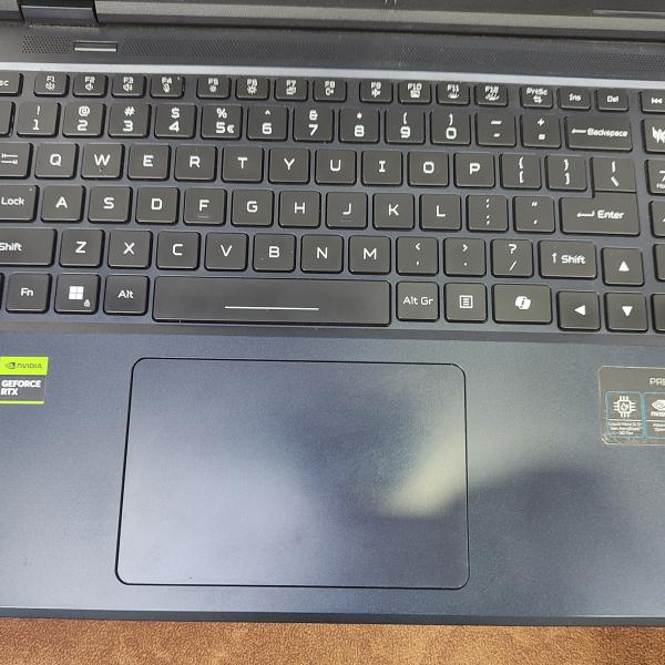 Acer predictor hales rtx 4060 core i9 4th gen