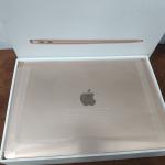 MacBook Air M1 chip 8gb 256gb