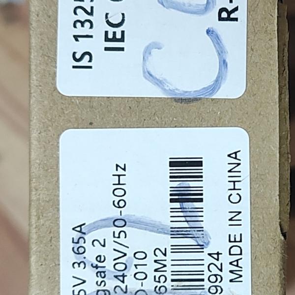 MacBook Laptop adapter fcysoad-010 M2 com