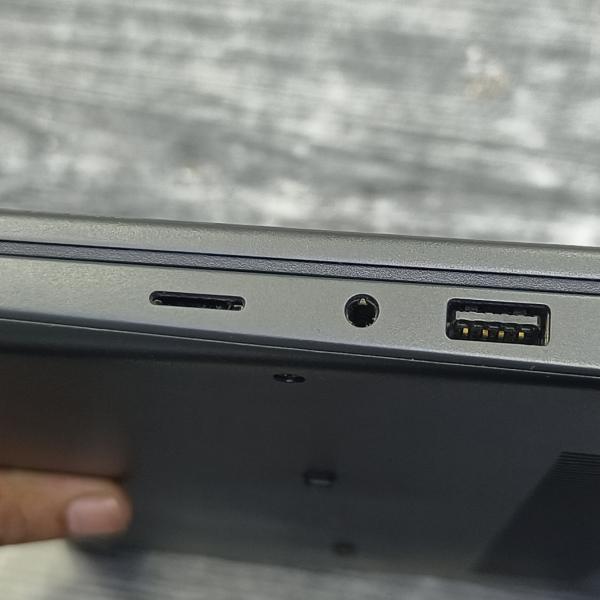 Dell Latitude 3420 core i5 11genration 8gb ram 256gb ssd