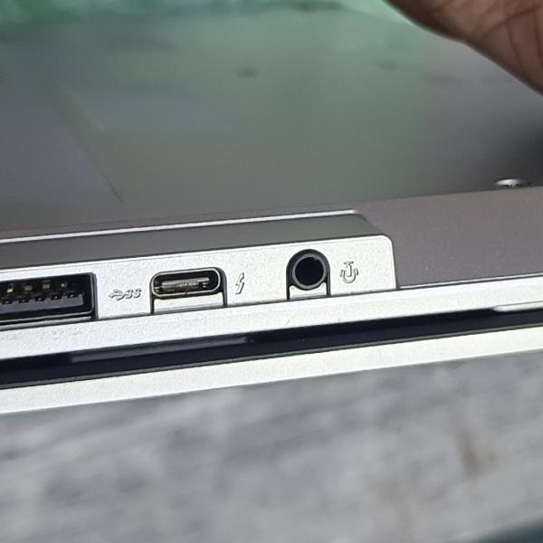 Asus Vivobook S15 s5504va core i5 13H genration