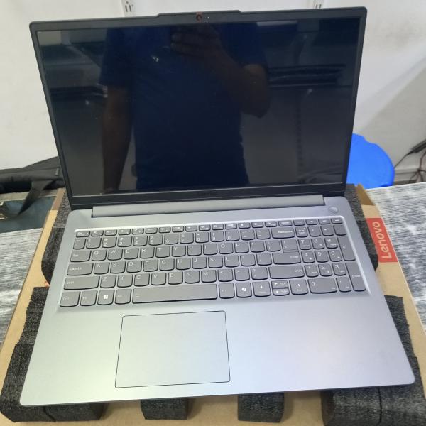 Lenovo LOQ 15IAX9E Core i7 12650HX 11months in warranty new