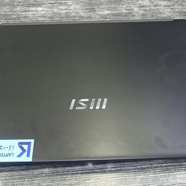 Msi Laptop core i5 12genration 8gb ram 512gb ssd