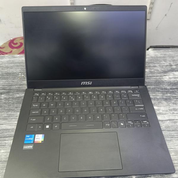 Msi Laptop core i5 12genration 8gb ram 512gb ssd