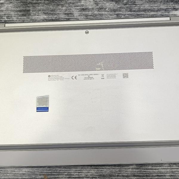 Hp Elitebook 830 g7 core i5 10genration 8gb ram 256gb ssd