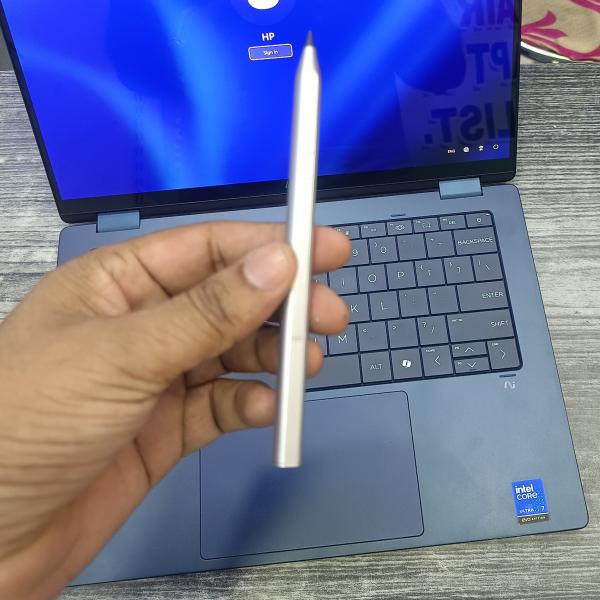 Hp ominibook x flip laptop NGAI 14-fm0026tu