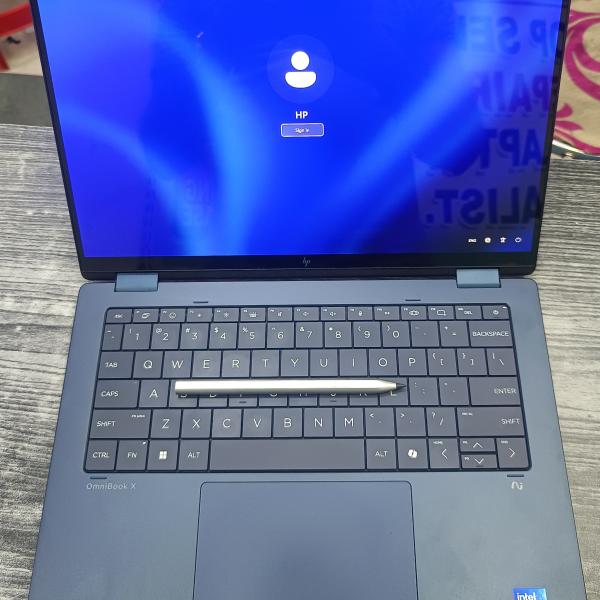 Hp ominibook x flip laptop NGAI 14-fm0026tu