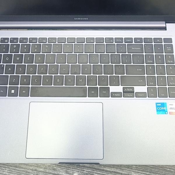 Samsung NP750XGJ Core i5 13genration