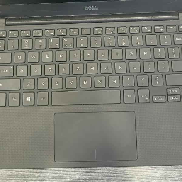 Dell xps core i5 8genration 8gb ram 256gb ssd