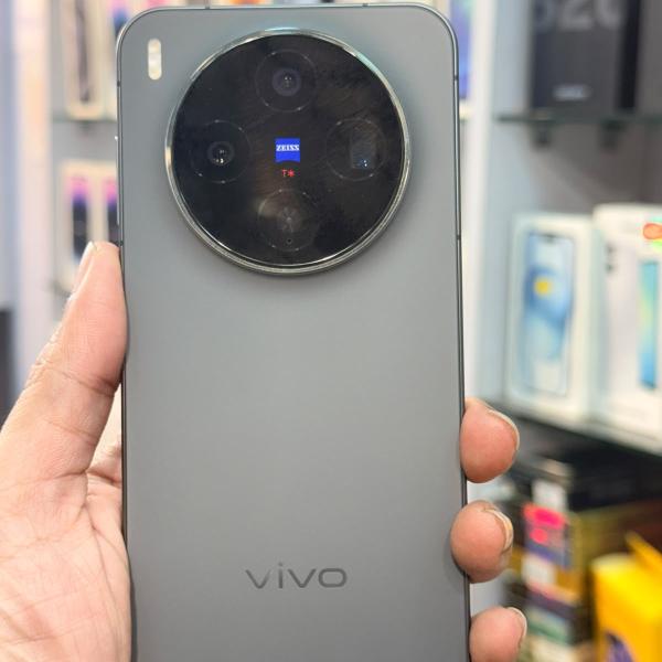 VIVO X300