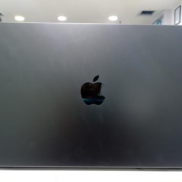 14-inch Macbook pro M4