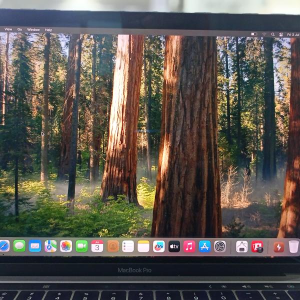 Macbook pro A1706